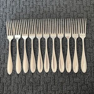 Oneida Silver Camber Cresta Windswept Scroll (11) Dinner Forks